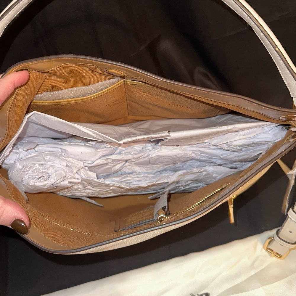 Coach Clarkson Hobo Bag - Chalk White, Light Gold Hardware - Picture 5 of 8